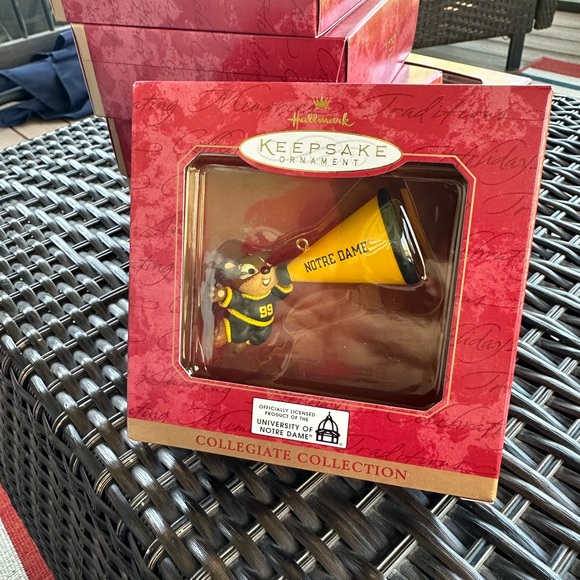 HALLMARK Keepsakes 1999 Collegiate Collection’ MIB Group of 6 Ornaments - OS - Picture 3 of 10